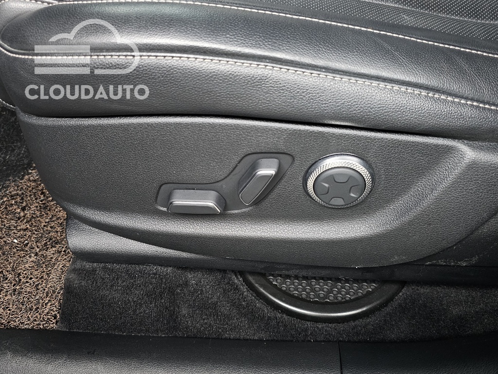 2022 Genesis GV80 2.5T Gasoline AWD - Image 30