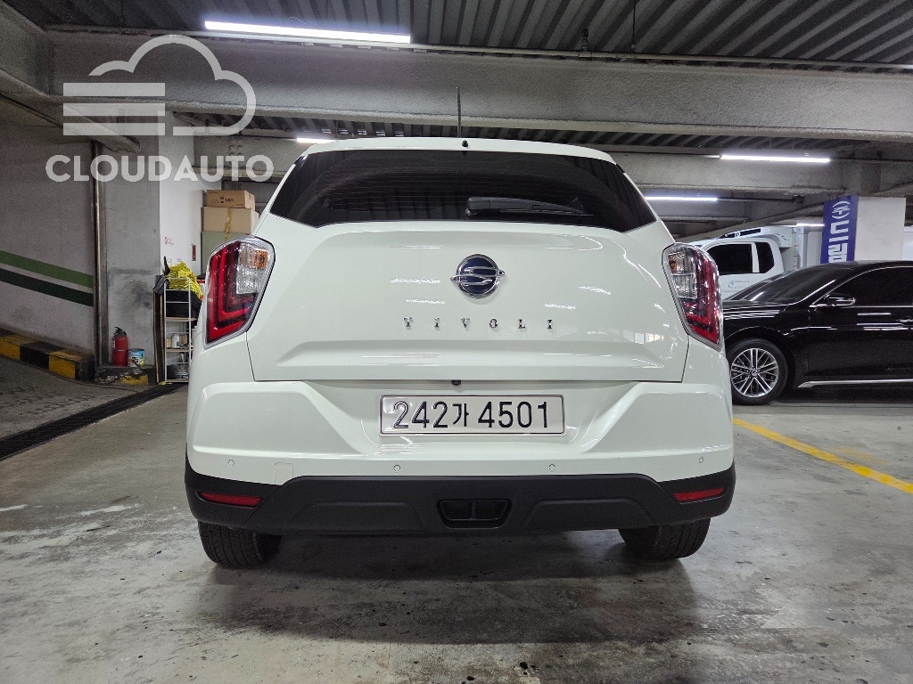 2021 SsangYong Tivoli Gasoline 1.5 2WD - Image 4