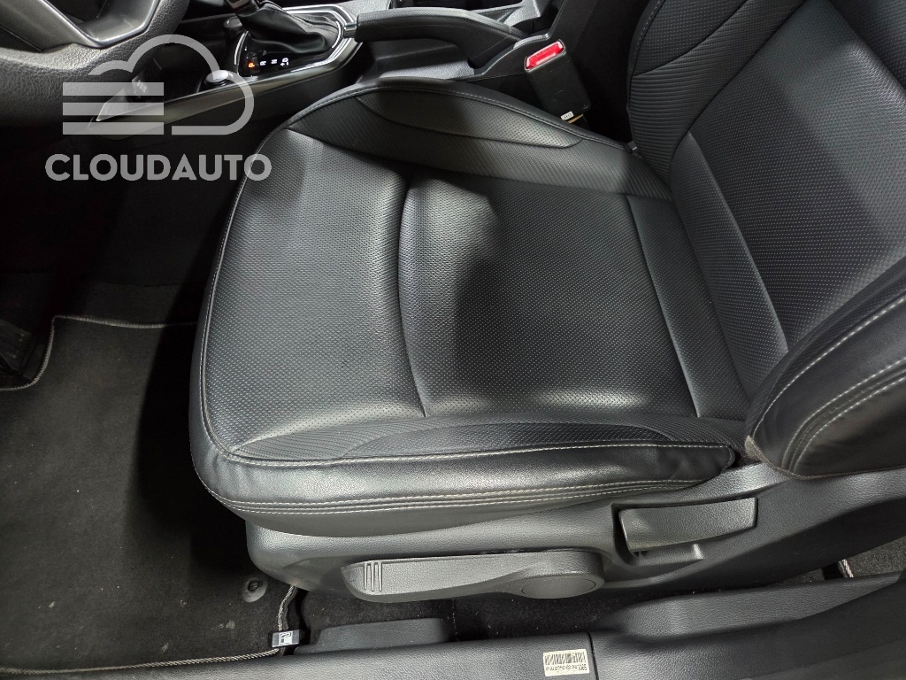 2021 SsangYong Tivoli Gasoline 1.5 2WD - Image 10
