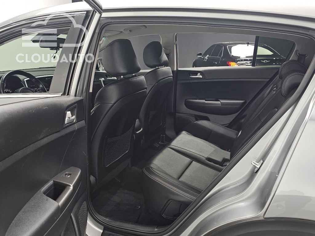 2021 Kia Sportage Diesel 2.0 2WD - Image 12