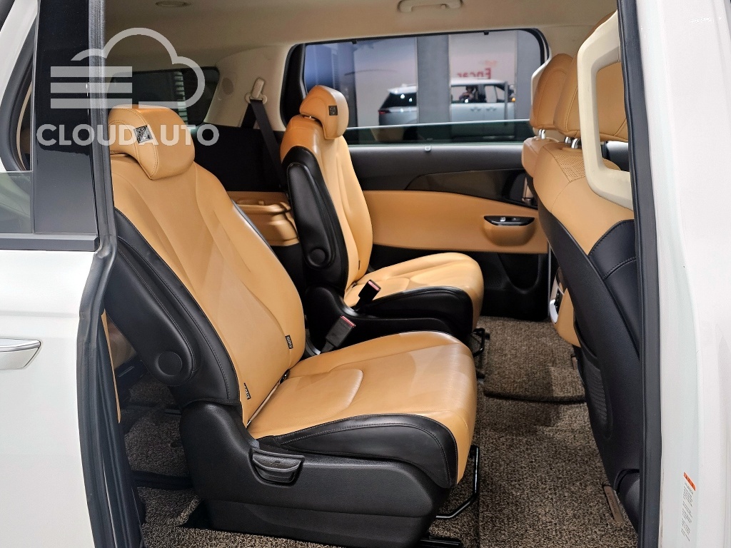 2022 Kia Carnival 9 Noblesse - Image 12