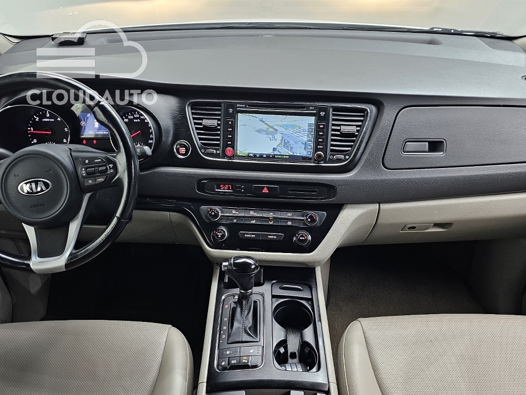 2016 Kia Carnival 9 Luxury - Image 7
