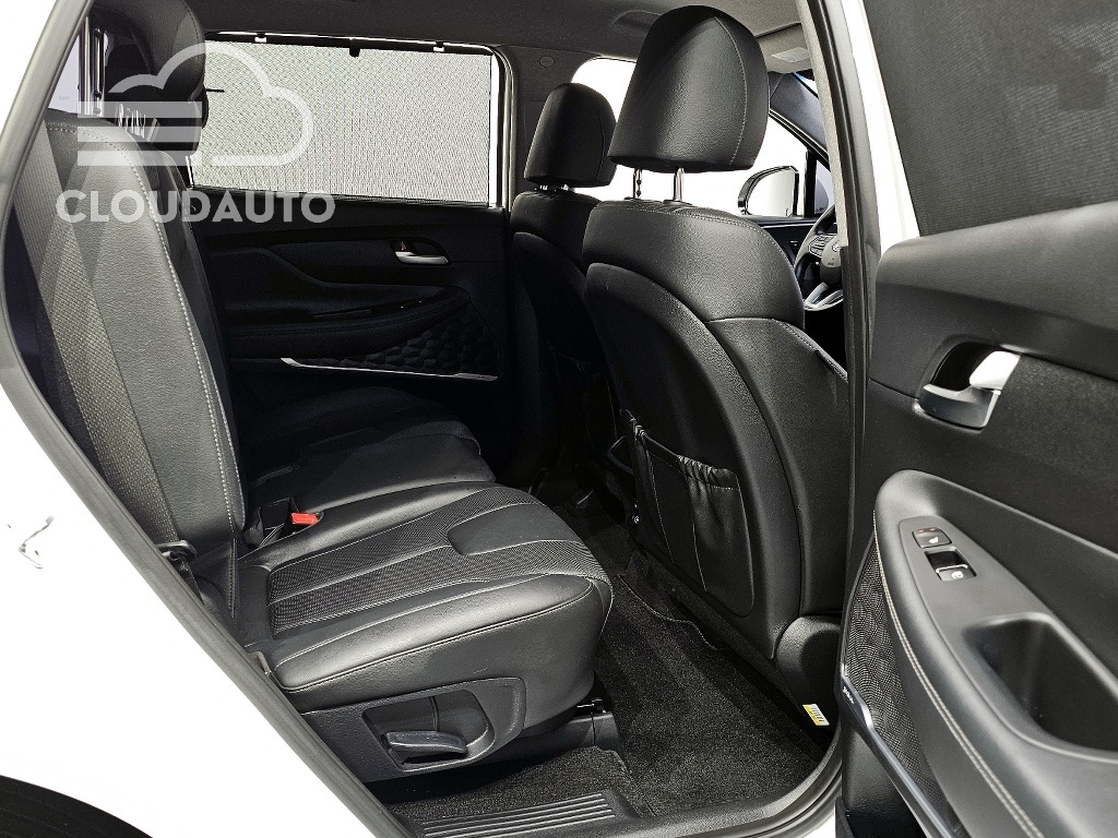 2019 Hyundai Santa Fe Diesel 2.0 2WD - Image 12