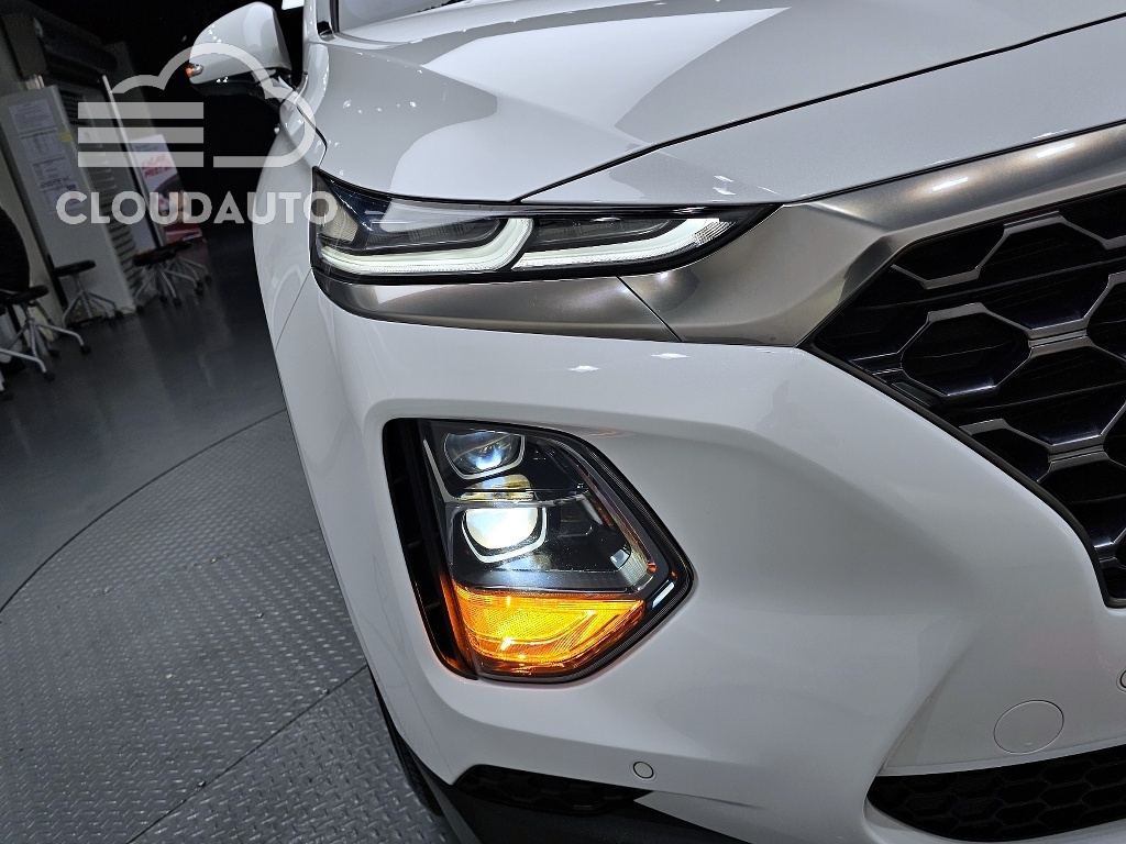 2019 Hyundai Santa Fe Diesel 2.0 2WD - Image 22