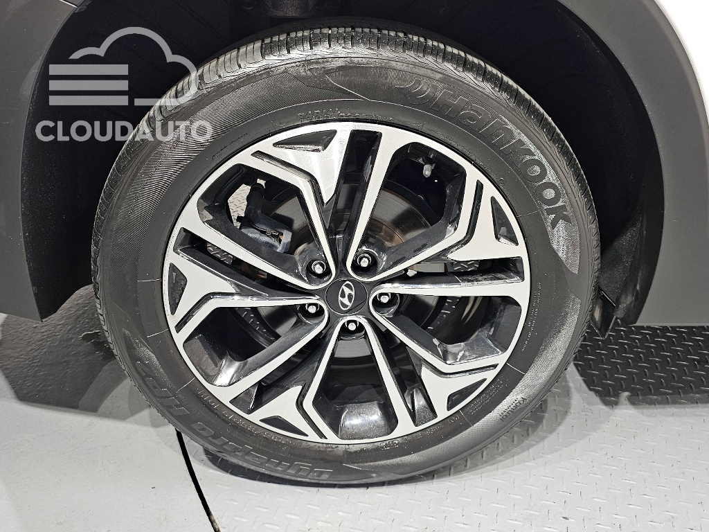 2019 Hyundai Santa Fe Diesel 2.0 2WD - Image 5