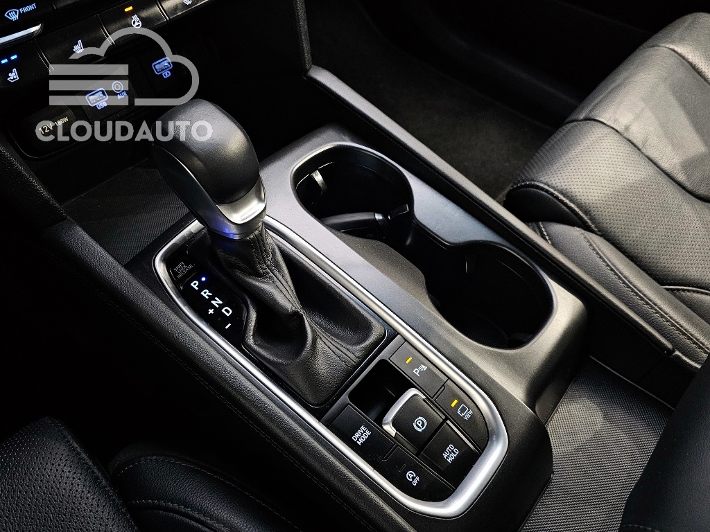 2019 Hyundai Santa Fe Diesel 2.0 2WD - Image 9