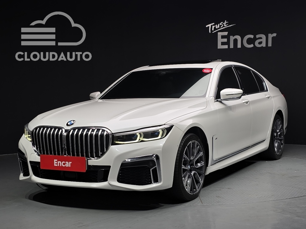 2022 BMW 7 Series 740i M Sports
