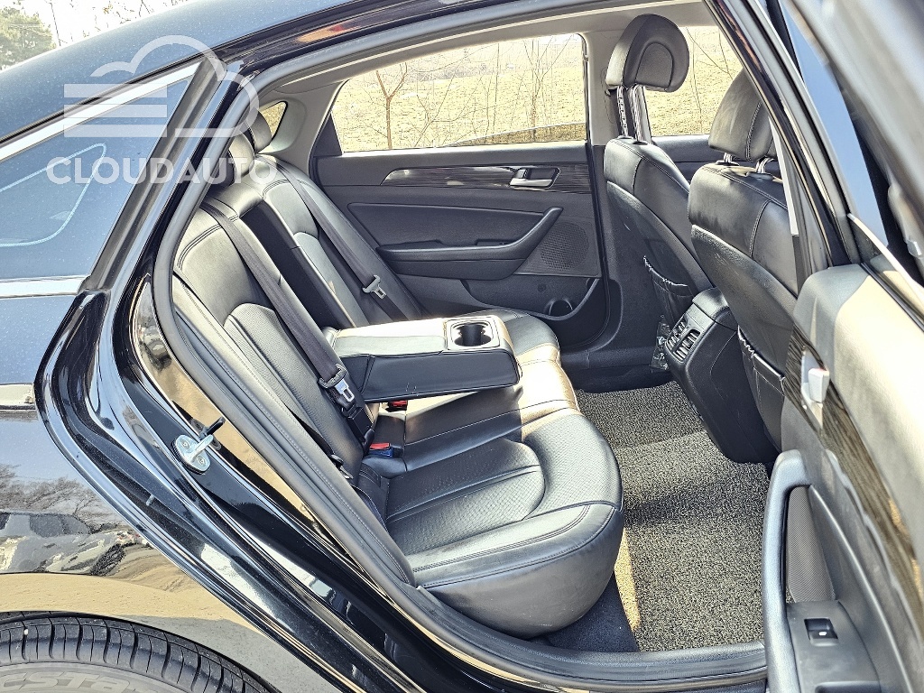2015 Hyundai Sonata 2.0 Smart - Image 11