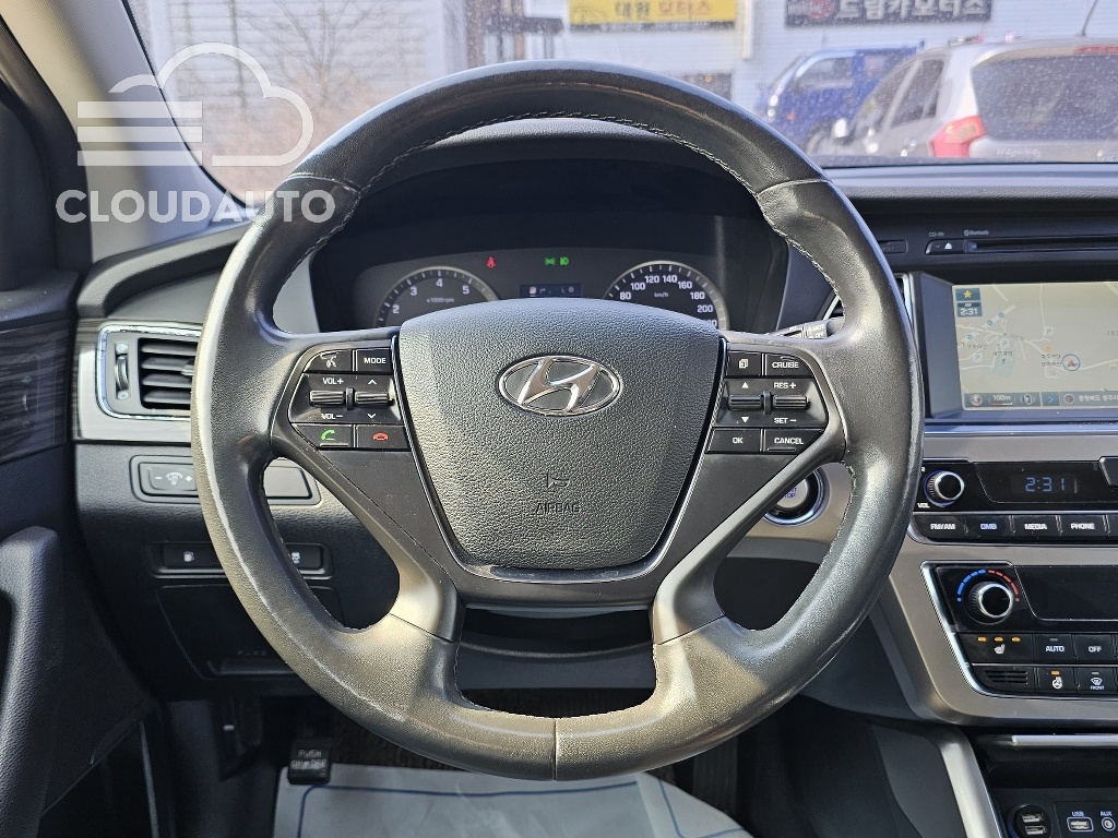 2015 Hyundai Sonata 2.0 Smart - Image 16