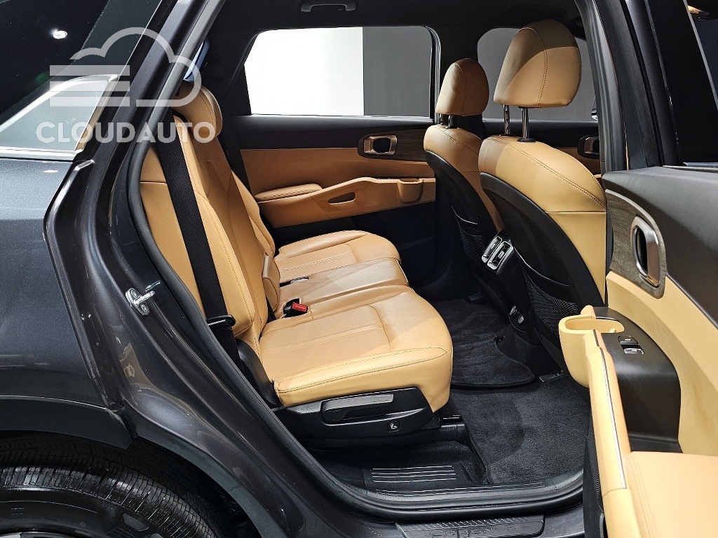 2021 Kia Sorento HEV 1.6 2WD - Image 12