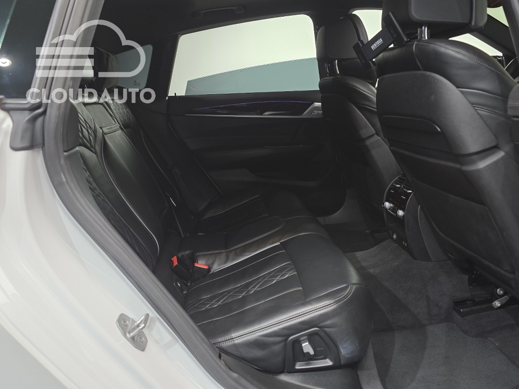 2020 BMW 6 Series GT 620d M Sports - Image 12
