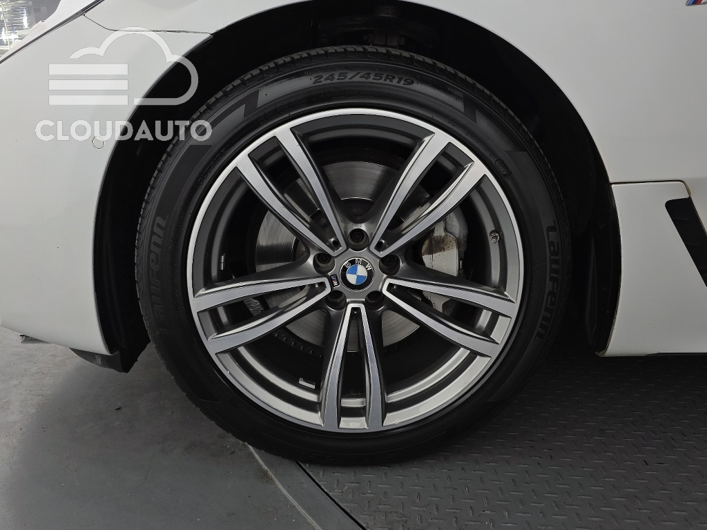 2020 BMW 6 Series GT 620d M Sports - Image 5