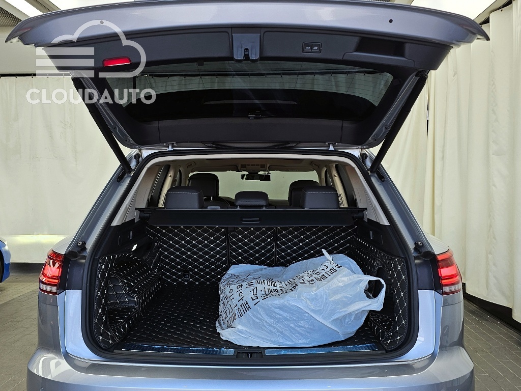 2021 Volkswagen Touareg 3.0 TDI Prestige - Image 20