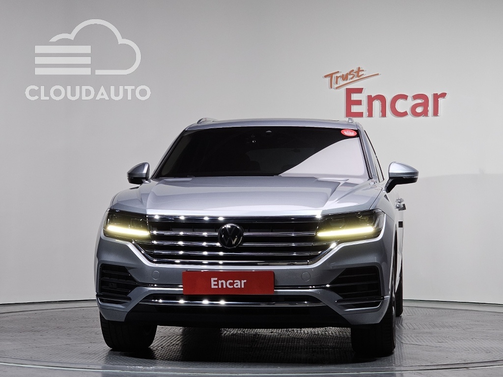 2021 Volkswagen Touareg 3.0 TDI Prestige - Image 3