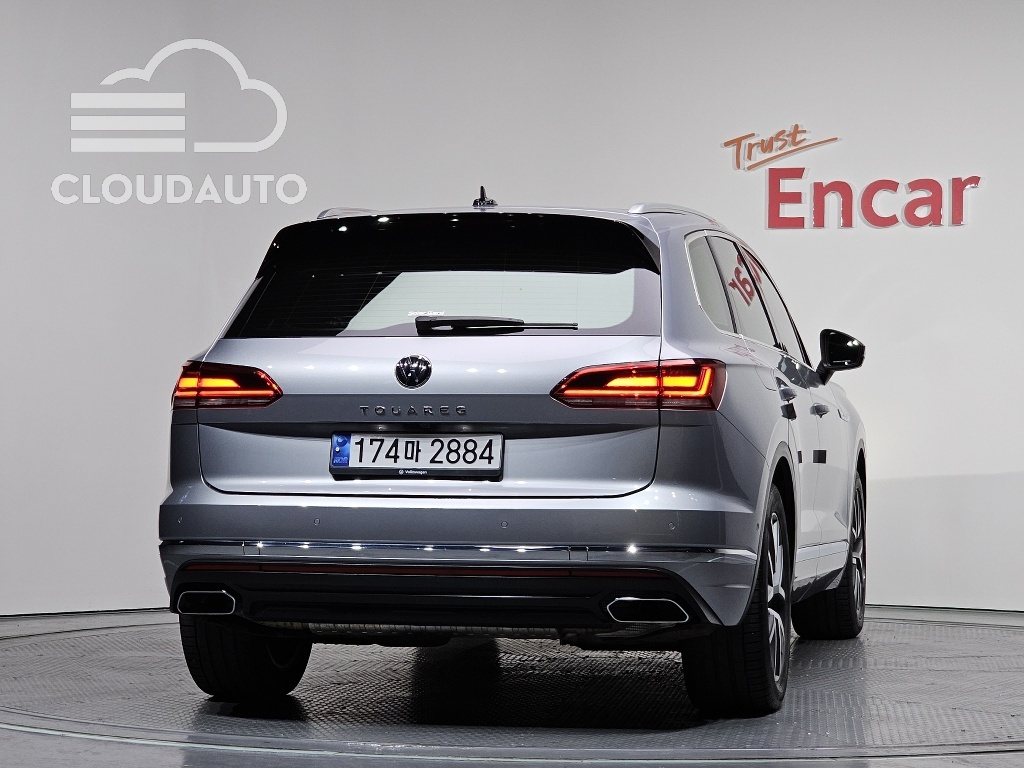 2021 Volkswagen Touareg 3.0 TDI Prestige - Image 4
