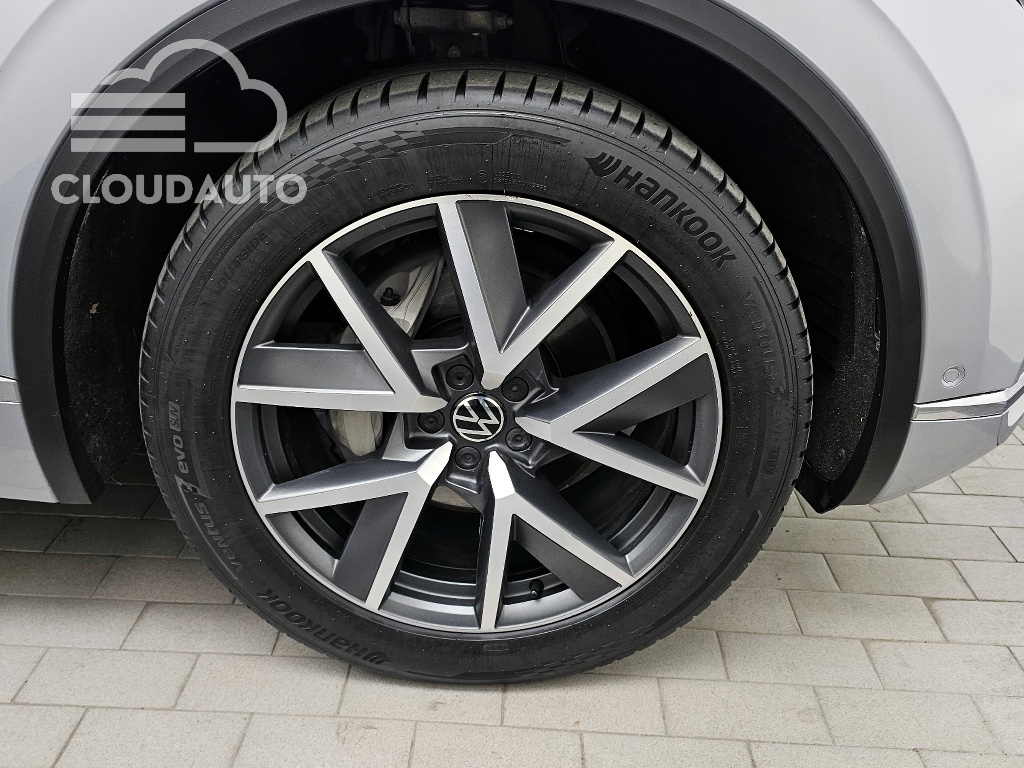 2021 Volkswagen Touareg 3.0 TDI Prestige - Image 5