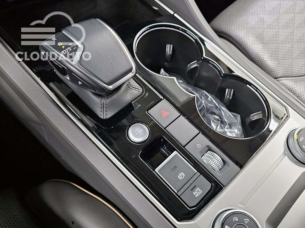 2021 Volkswagen Touareg 3.0 TDI Prestige - Image 9