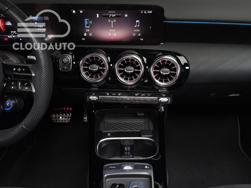 2024 Mercedes-Benz A-Class AMG A35 4MATIC Sedan - Image 15