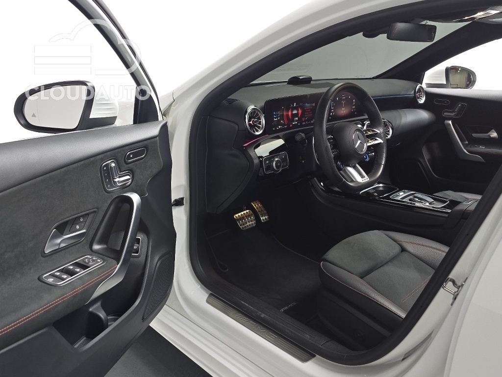 2024 Mercedes-Benz A-Class AMG A35 4MATIC Sedan - Image 10