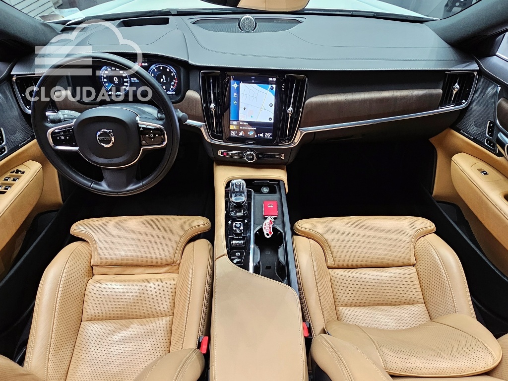 2021 Volvo S90 B6 AWD - Image 7