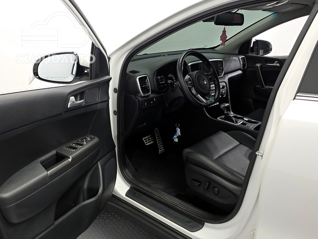 2022 Kia Sportage Diesel 1.6 2WD - Image 10