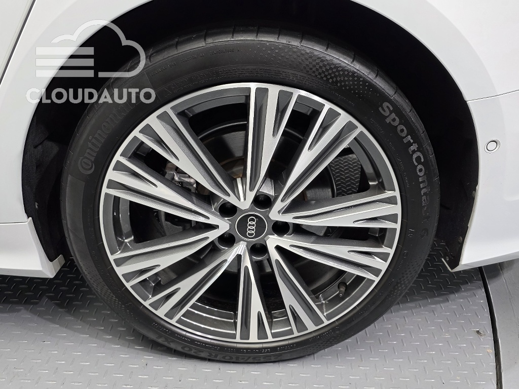 2023 Audi A6 45 TFSI Premium - Image 5