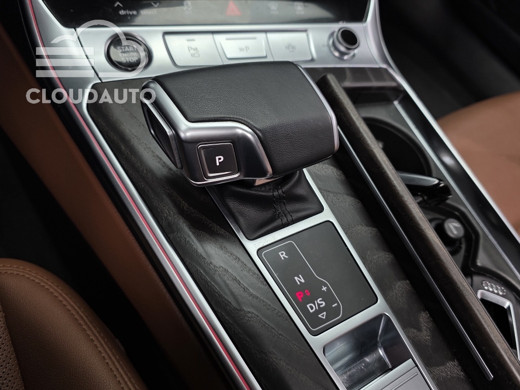 2023 Audi A6 45 TFSI Premium - Image 9