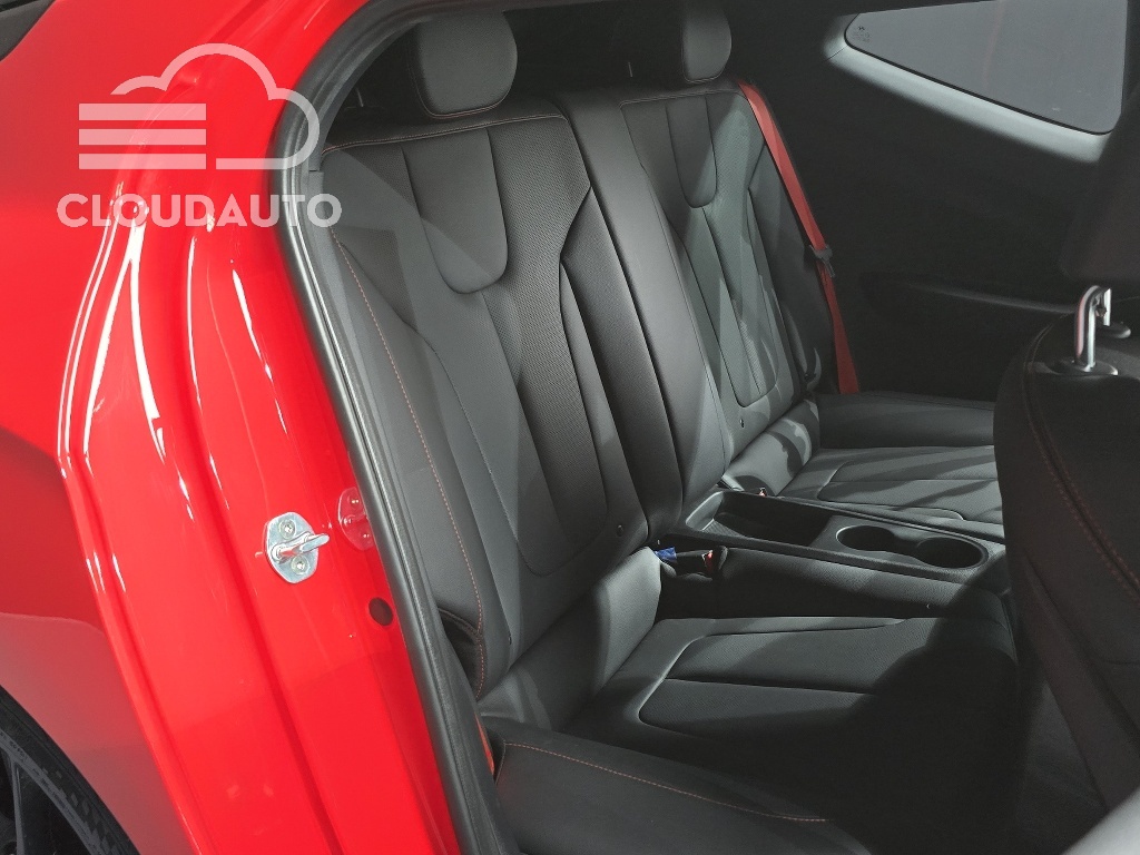 2018 Hyundai Veloster 1.6 Turbo Sports - Image 12