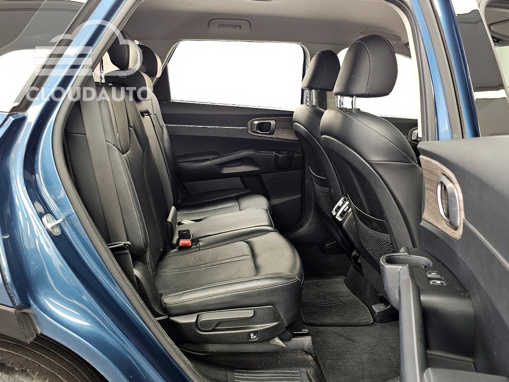 2022 Kia Sorento Diesel 2.2 4WD - Image 12