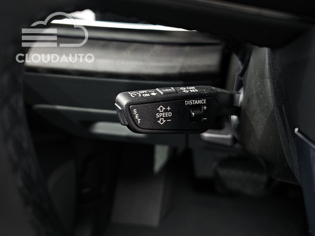 2022 Audi Q7 45 TDI Premium - Image 16
