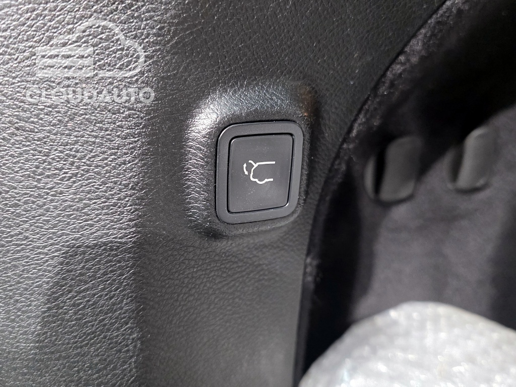 2019 Jeep Cherokee 2.4 AWD - Image 18