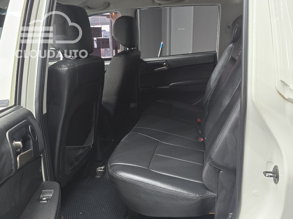 2015 SsangYong Korando Sports CX7 4WD - Image 13