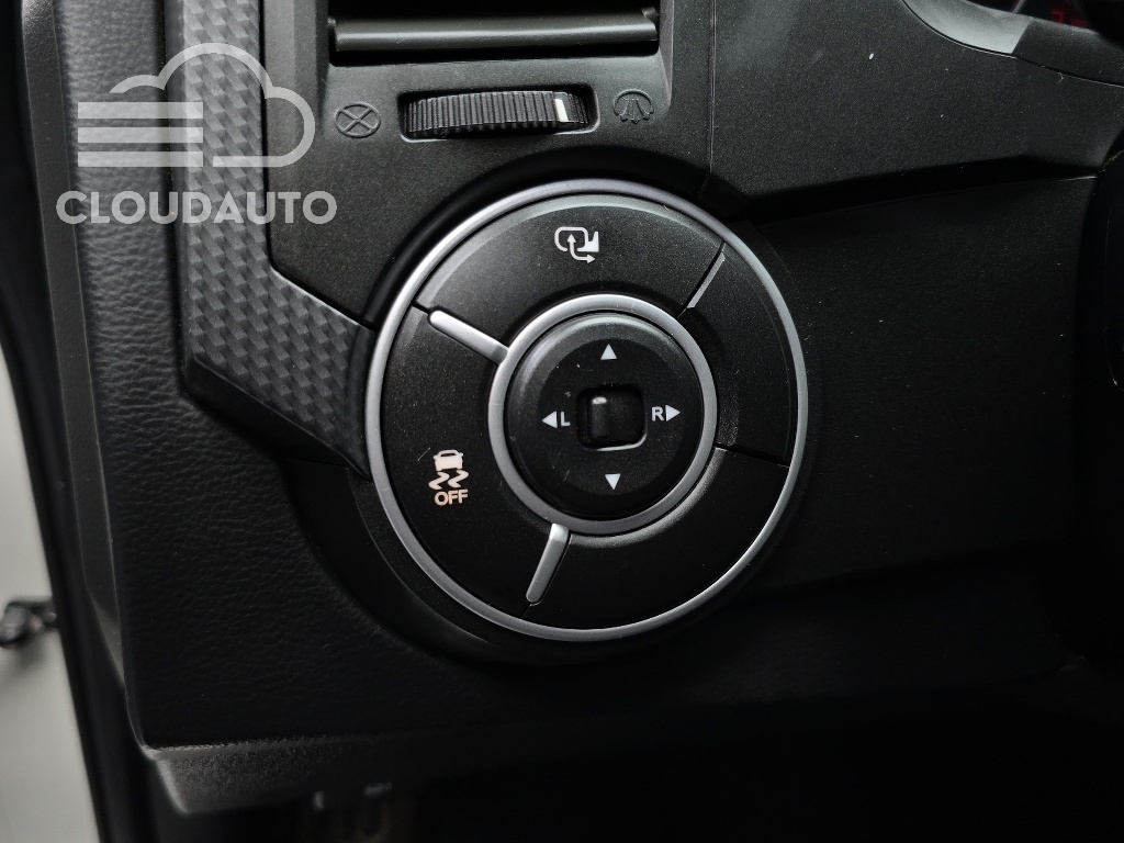 2015 SsangYong Korando Sports CX7 4WD - Image 18