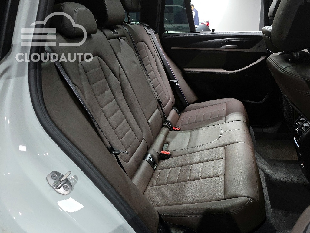2022 BMW X3 xDrive 20i M Sports - Image 11