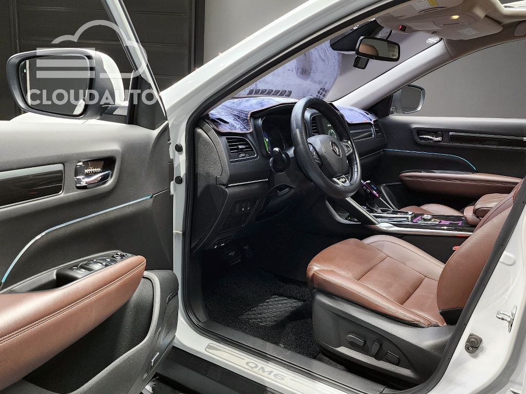 2018 Renault Koleos Gasoline 2WD RE Signature - Image 11