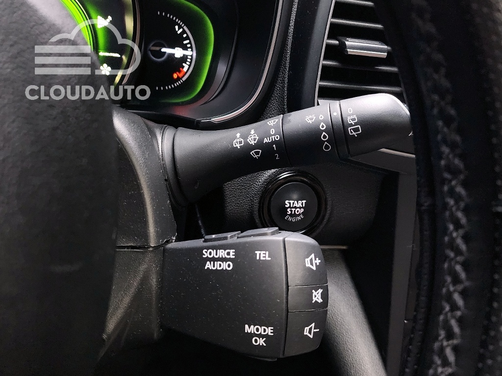 2018 Renault Koleos Gasoline 2WD RE Signature - Image 17