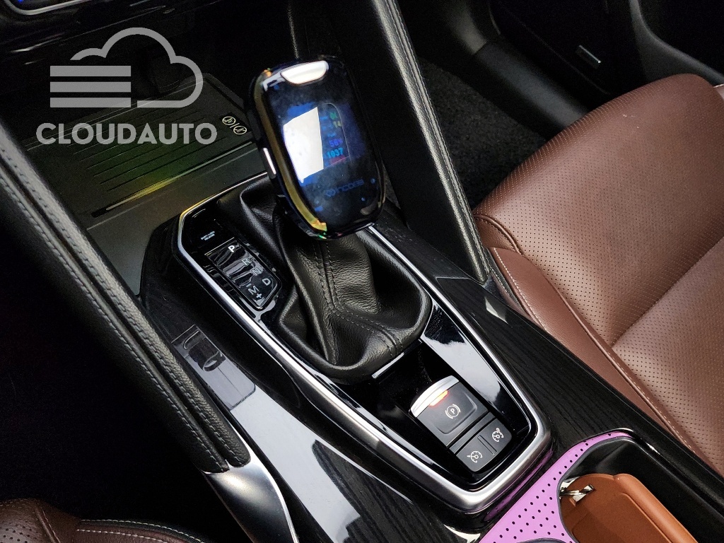 2018 Renault Koleos Gasoline 2WD RE Signature - Image 9