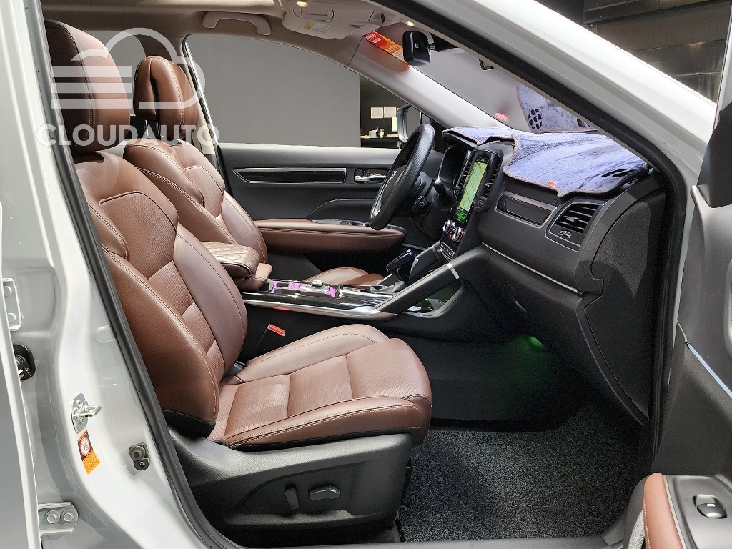 2018 Renault Koleos Gasoline 2WD RE Signature - Image 10
