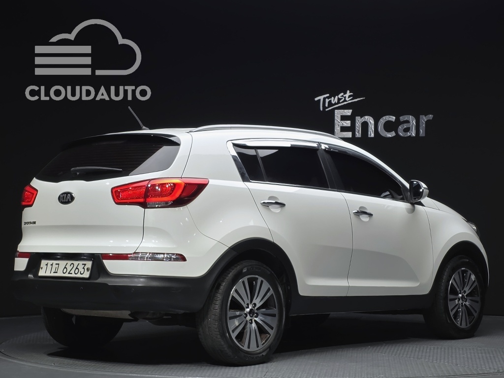 2015 Kia Sportage Diesel 2WD Prestige - Image 2