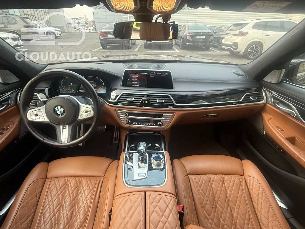 2021 BMW 7 Series 740Li xDrive M Sports - Image 7