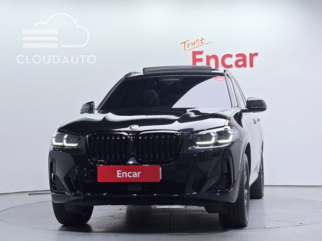 2023 BMW X3 xDrive 20i M Sports - Image 3