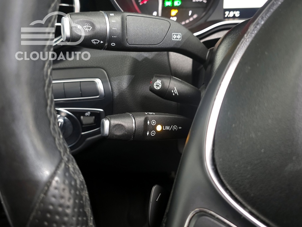 2019 Mercedes-Benz GLC GLC300 4MATIC AMG Line Coupe - Image 18