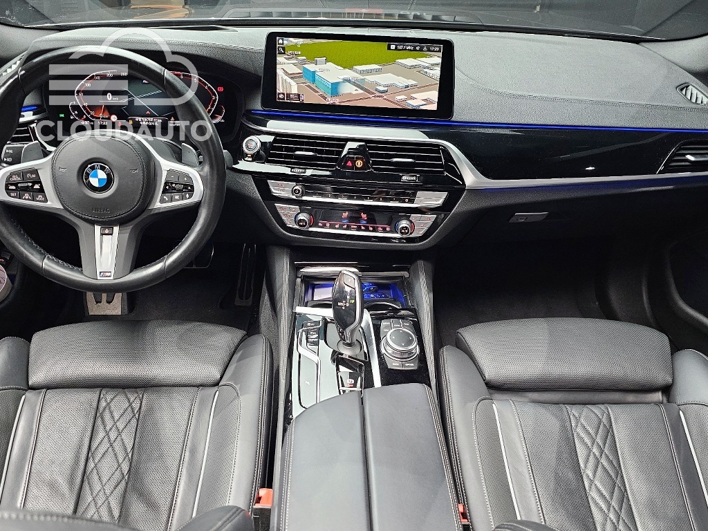 2022 BMW 5 Series 530i M Sports - Image 7