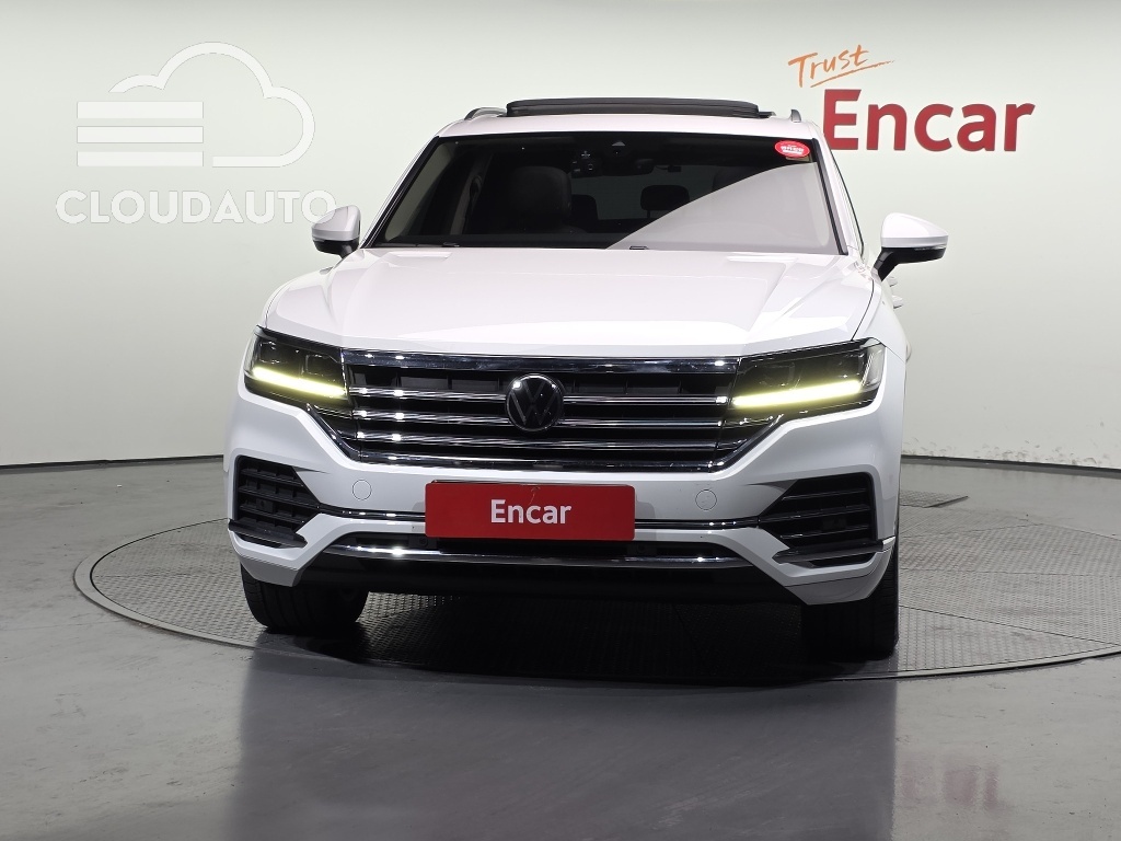 2021 Volkswagen Touareg 3.0 TDI Prestige - Image 3