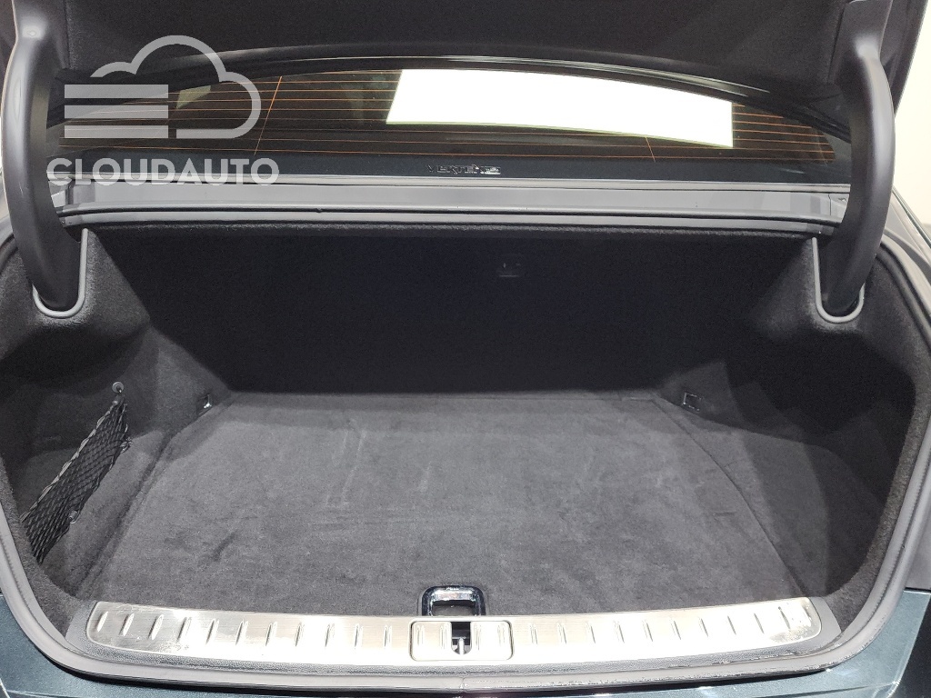 2023 Genesis G90 Gasoline 3.5 Turbo e-S/C AWD LWB - Image 18