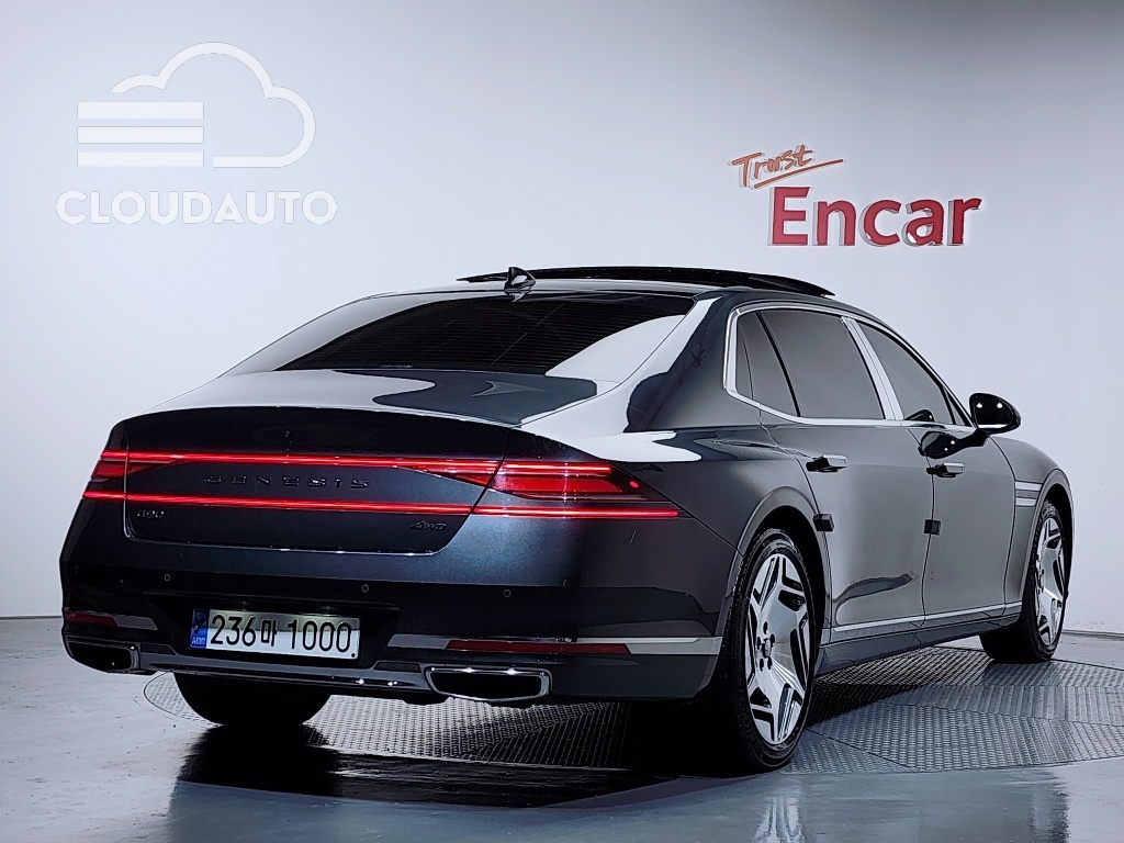 2023 Genesis G90 Gasoline 3.5 Turbo e-S/C AWD LWB - Image 2