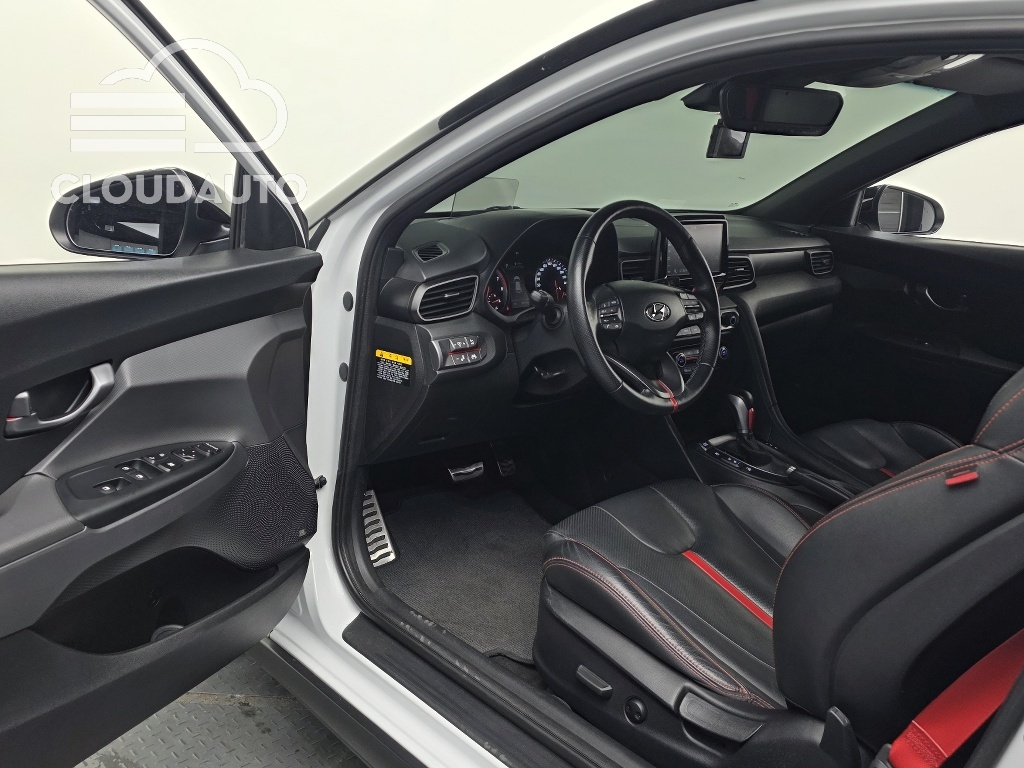 2019 Hyundai Veloster 1.6 Turbo Sports - Image 10