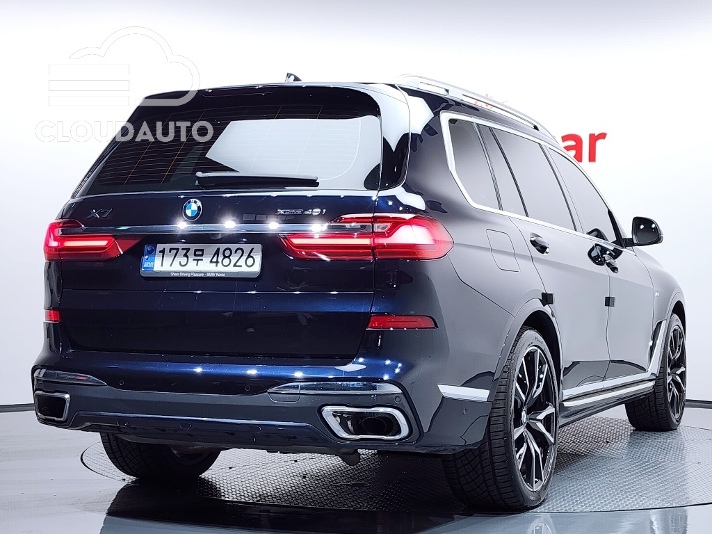 2022 BMW X7 xDrive 40i M Sports 6 - Image 2