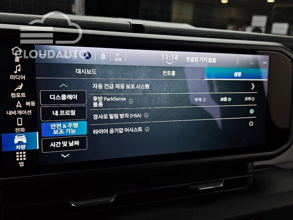 2024 Jeep Wrangler 2.0 Sports S 4Door - Image 18