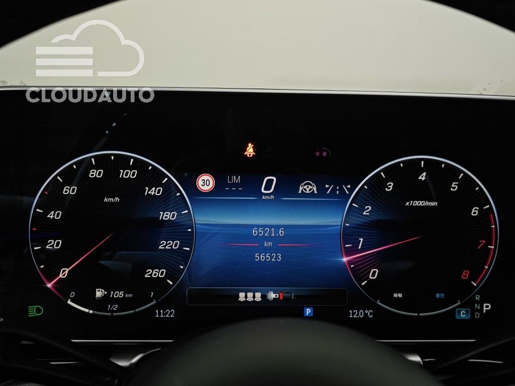 2022 Mercedes-Benz S-Class S580 4MATIC - Image 16